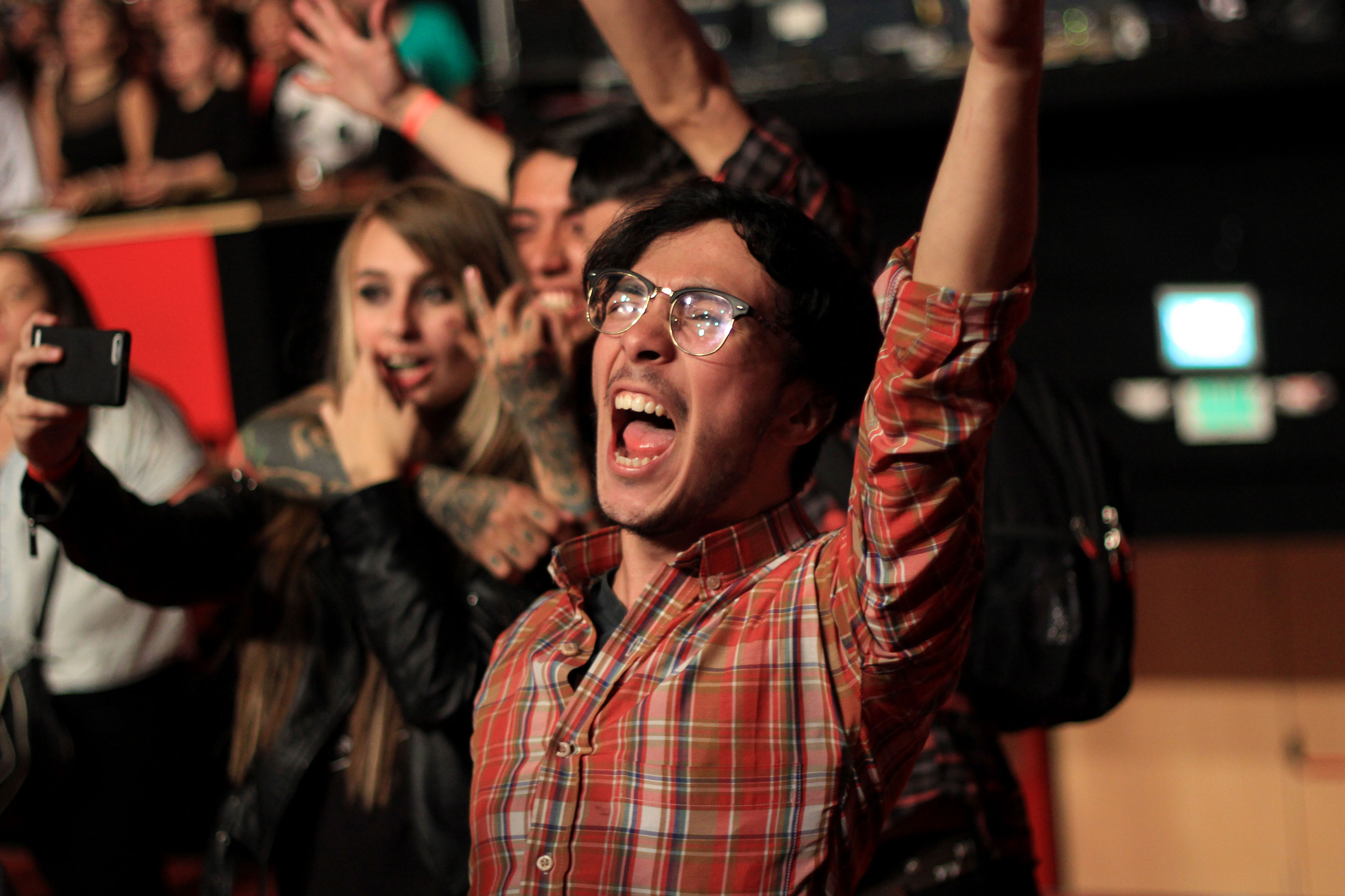 Colombianos le cumplen a PXNDX en su concierto de despedida Colectivo