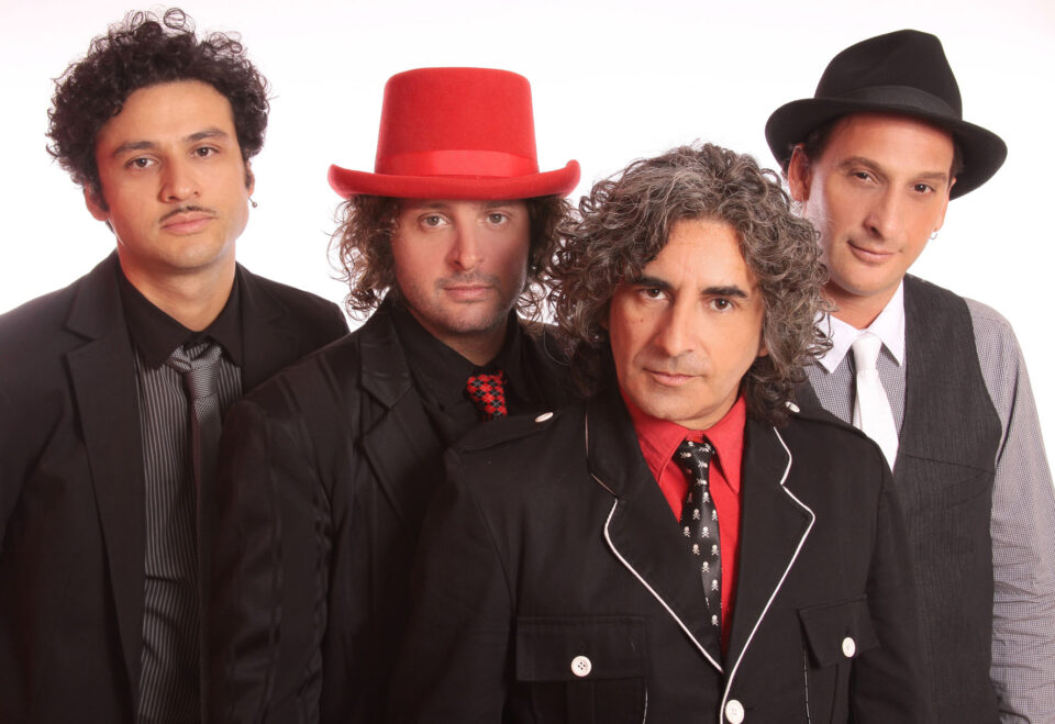 Los Tipitos tienen influencias de músicos importantes del rock argentino, como Charly García, León Gieco, Luis Alberto Spinetta y Fito Páez.